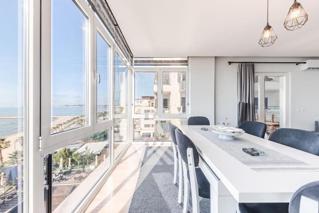 Seaview Luxury Suite By Ps Golem  Luaran gambar